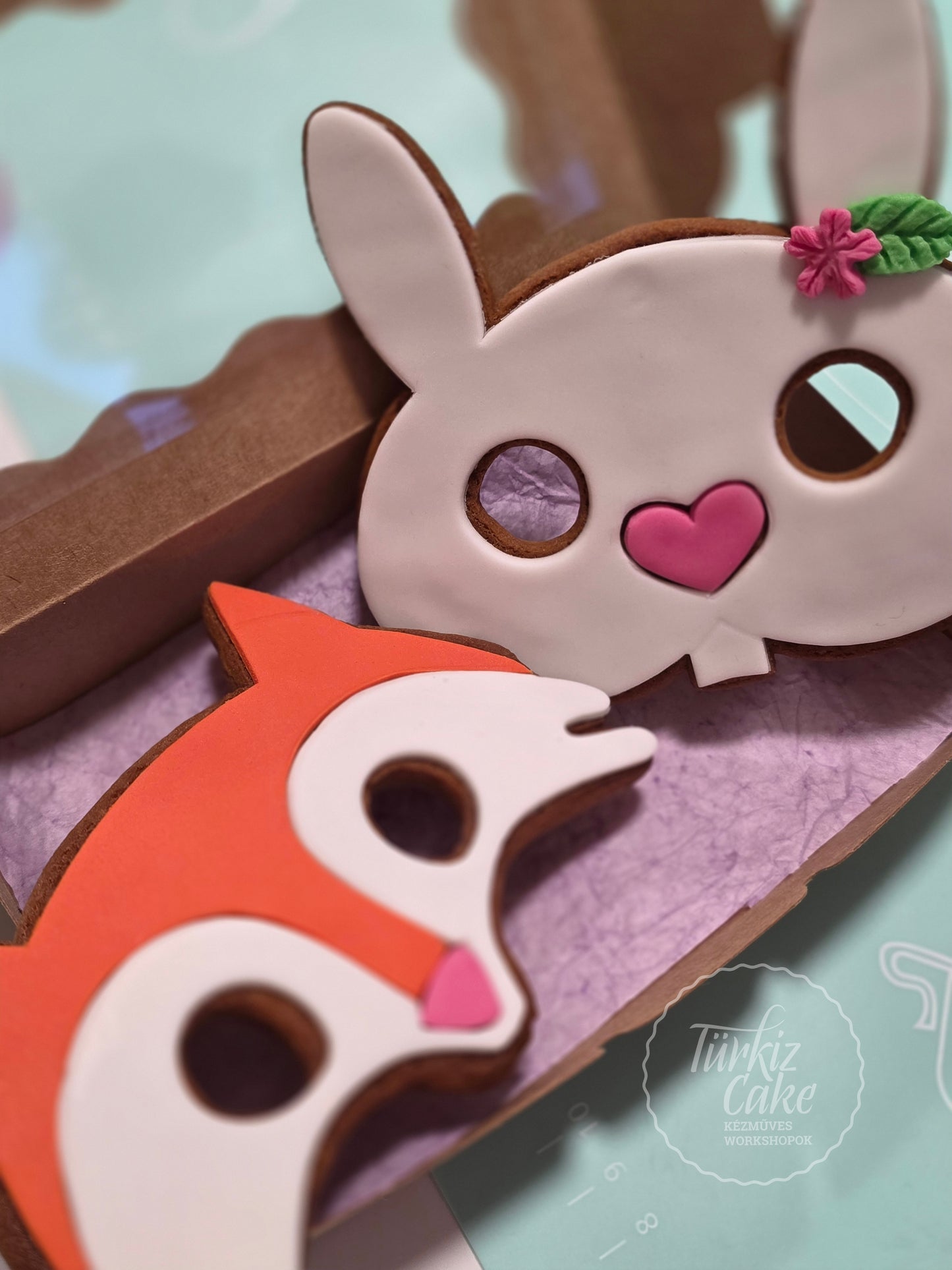 Róka álarc kiszúró, TürkizCake