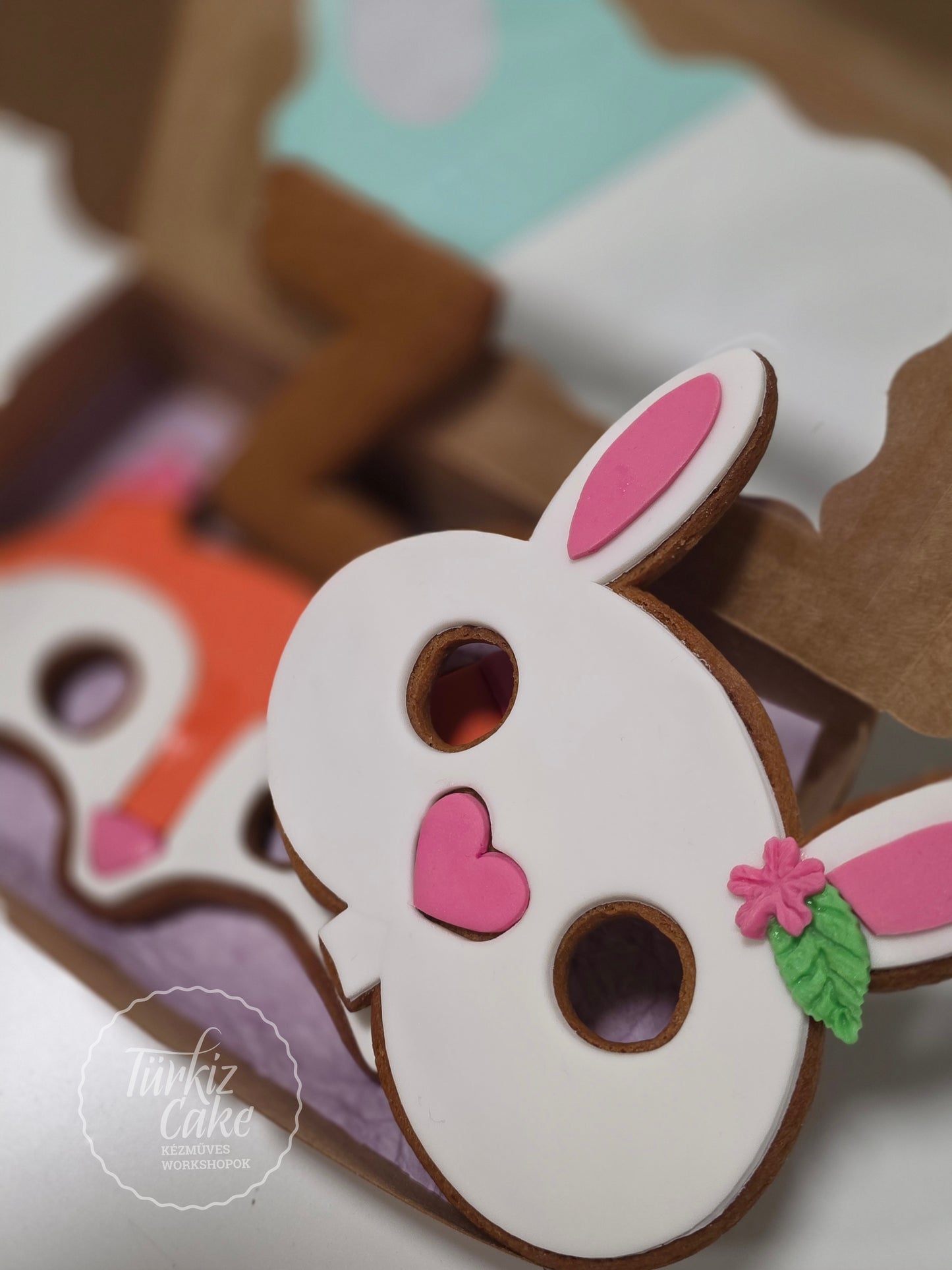 Nyuszi álarc kiszúró, TürkizCake