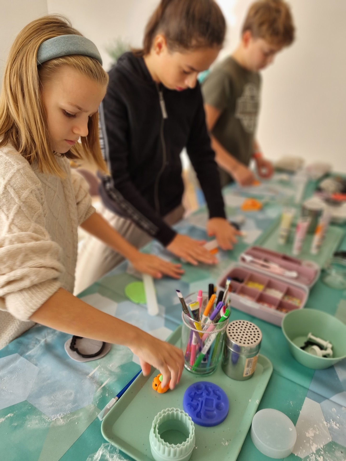 "Csokit vagy csalunk!" szellemes kreatív halloween-i workshop