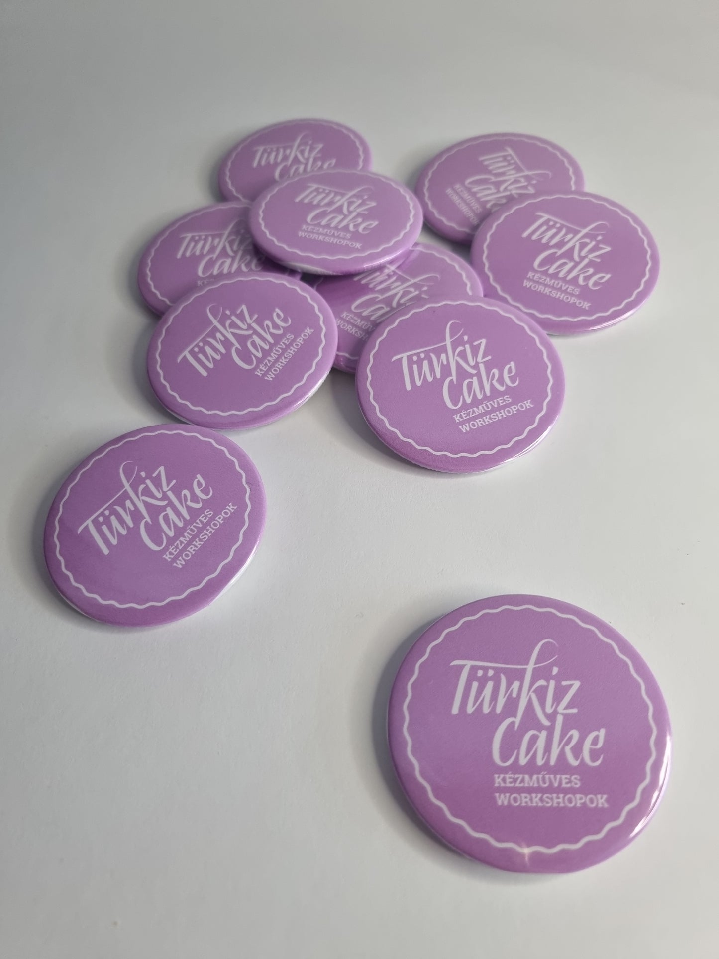 Kitűző, TürkizCake