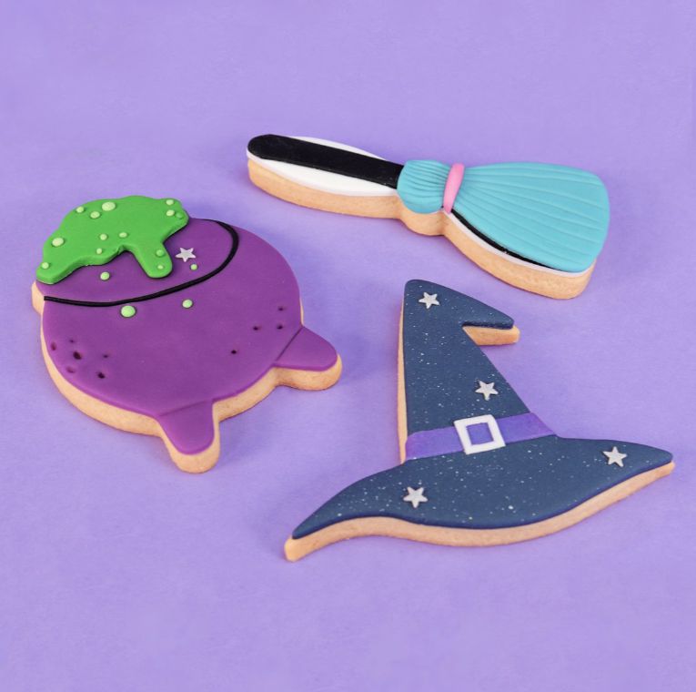 Boszorkányos süti szaggató szett, PME